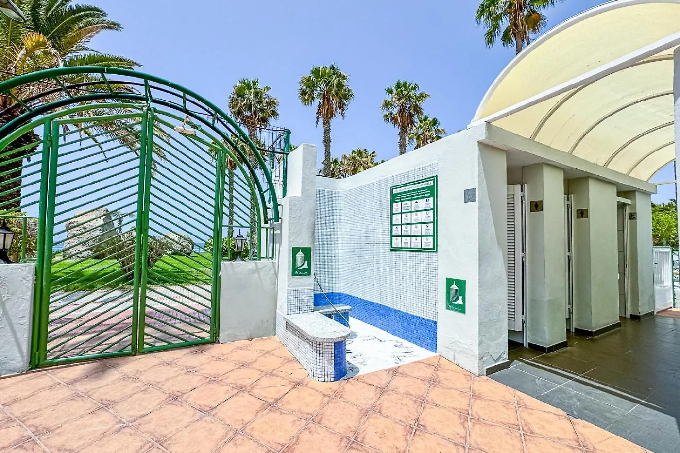 Apartment In Beachfront Complex In El Duque Area, Costa Adeje 0*, Costa Adeje (Tenerife) Spain