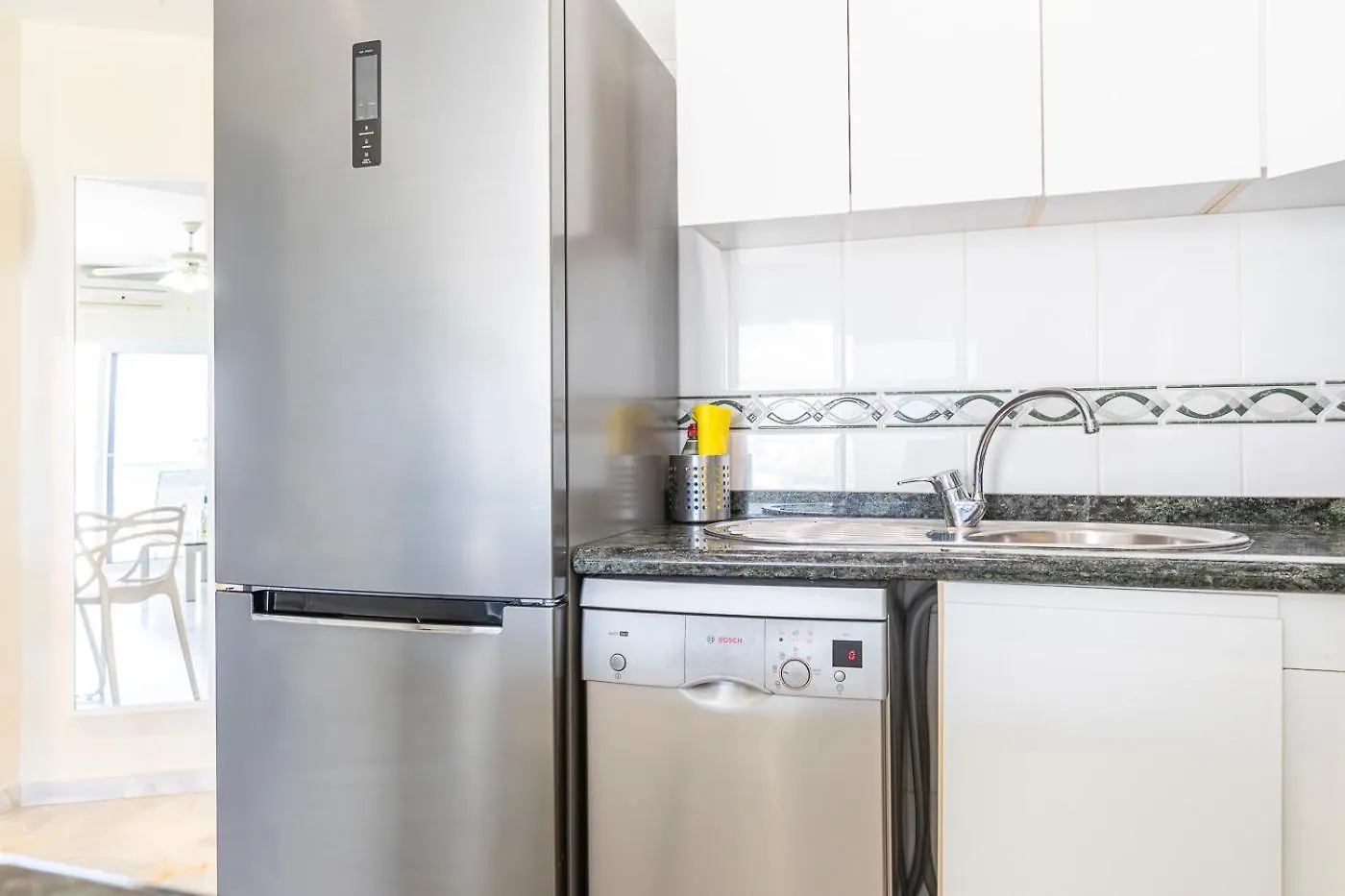 Apartment In Beachfront Complex In El Duque Area, Costa Adeje