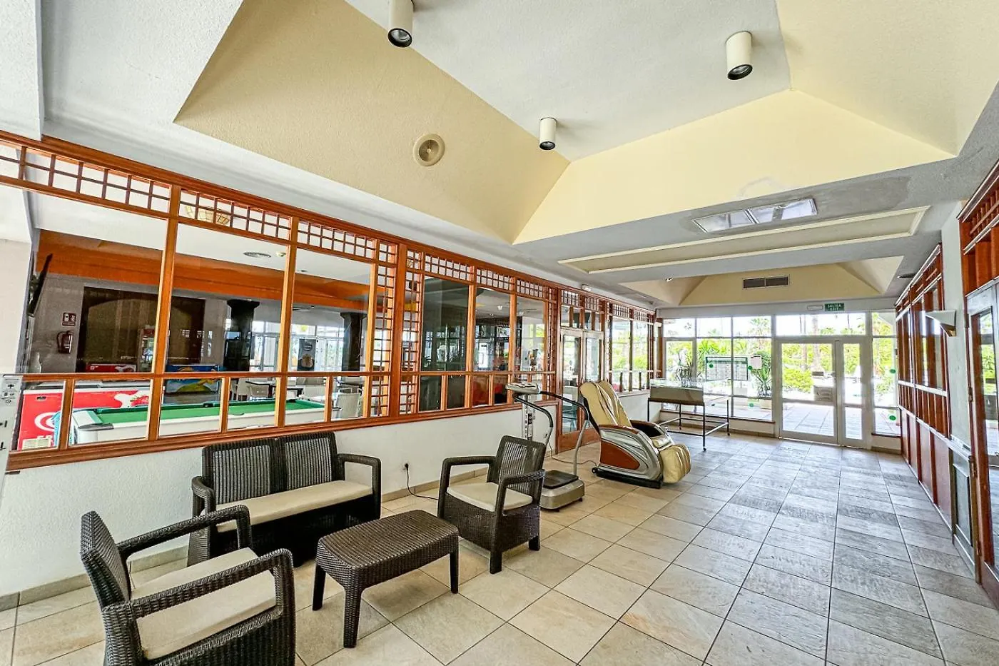 Apartment In Beachfront Complex In El Duque Area, Costa Adeje 0*, Costa Adeje (Tenerife) Spain